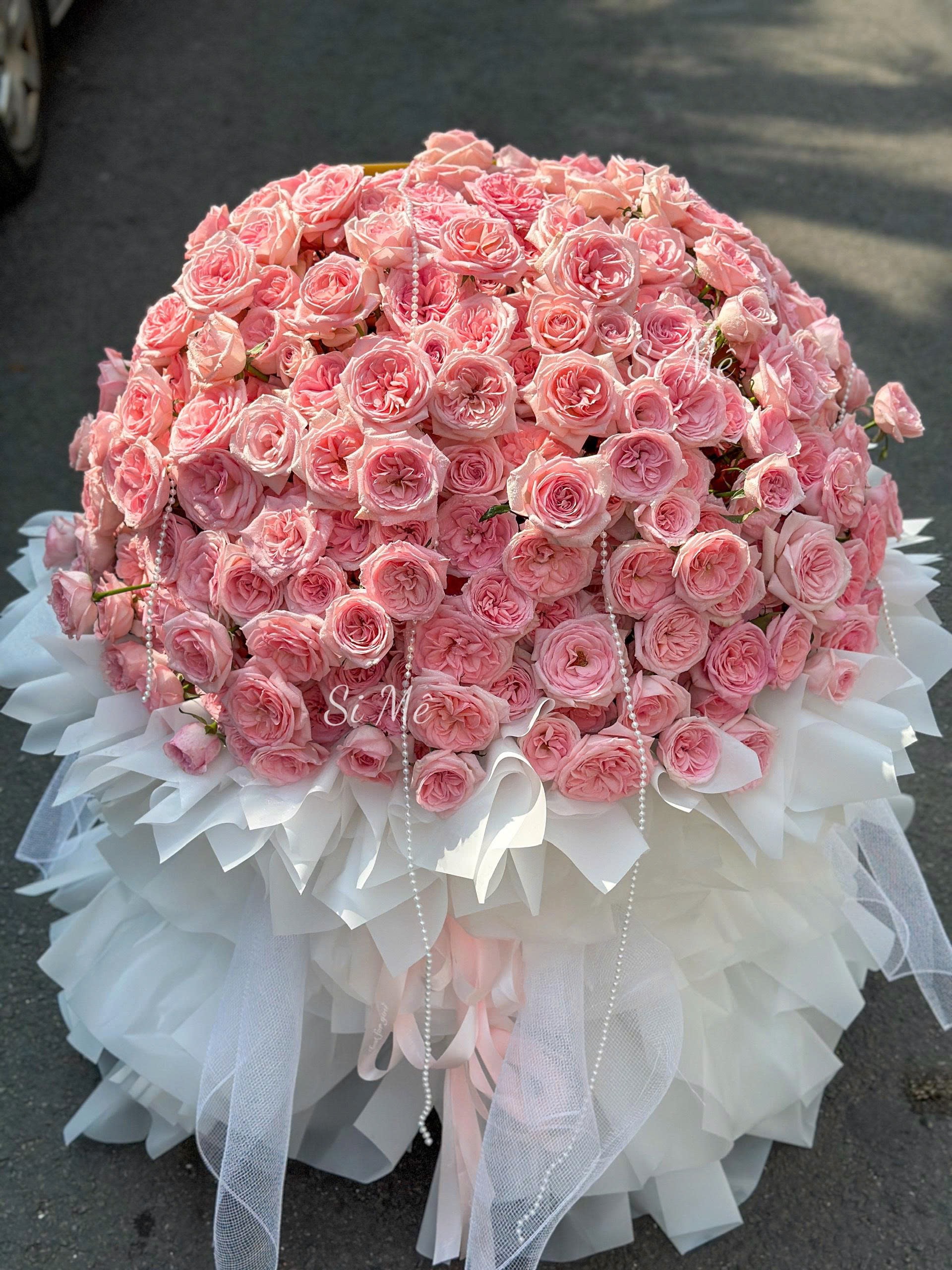 Bó Hoa Khổng Lồ Hơn 500 Bông Hồng Ohara – Kiệt Tác Layer Đẳng Cấp