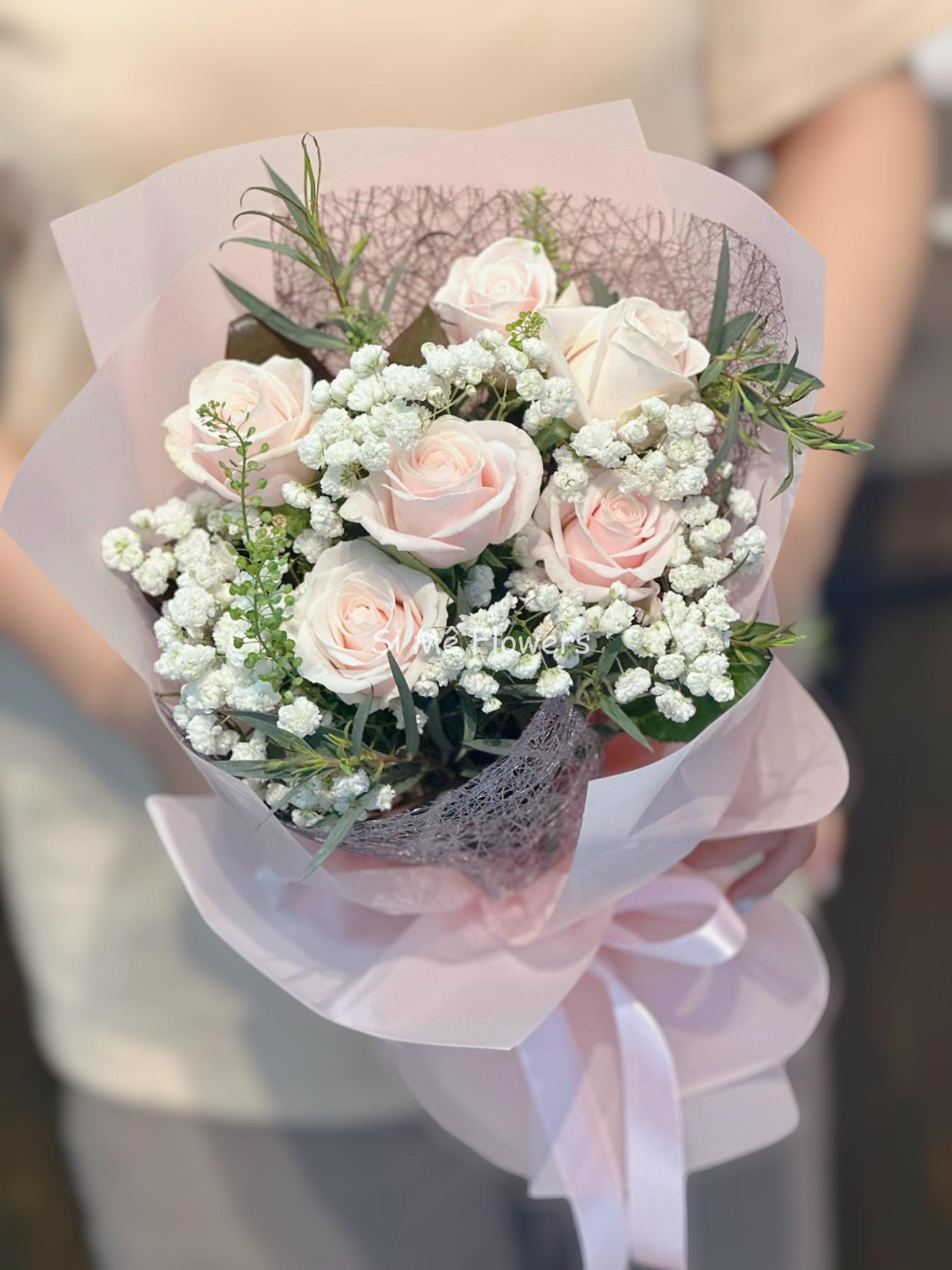 Bó Hoa Hồng Mix Babi Tone Trắng-Photoroom