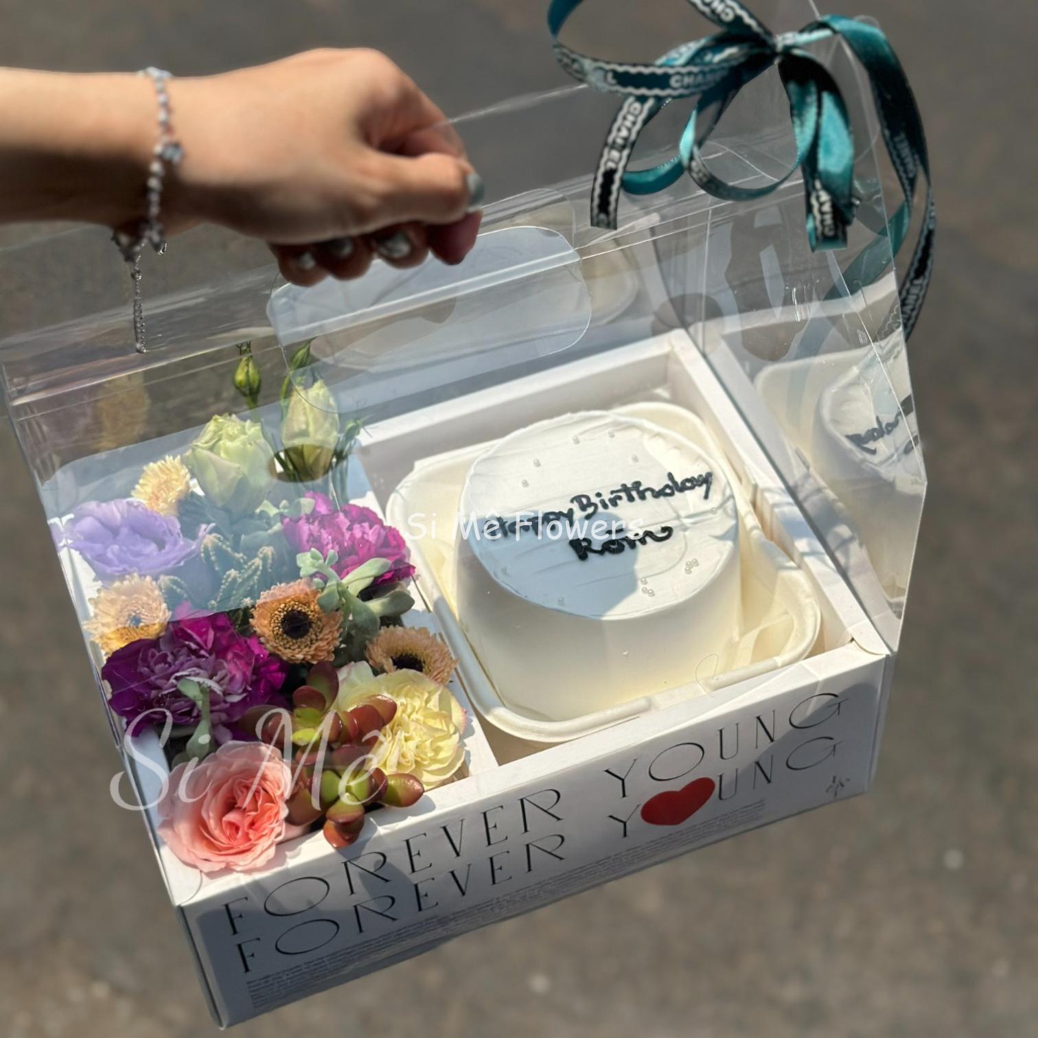 Box Hoa Xương Rồng Mix Bánh Kem Trơn