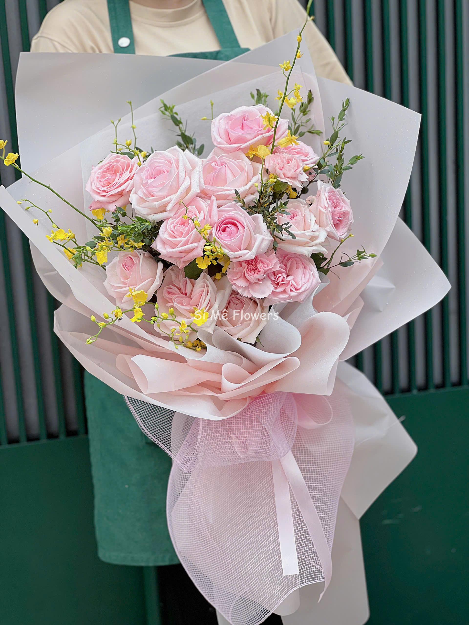 Bó Hoa Hồng Ohara Mix Vũ Nữ – Dịu Dàng & Tinh Tế