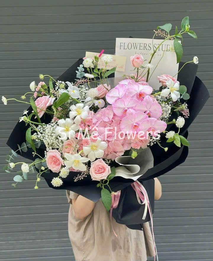 Lan Hồ Điệp Mix Cẩm Tú Cầu & Tulip